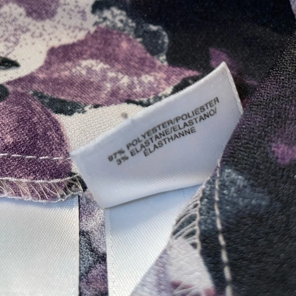 Nine West purple‎ dark floral straight leg pants - Picture 6 of 8